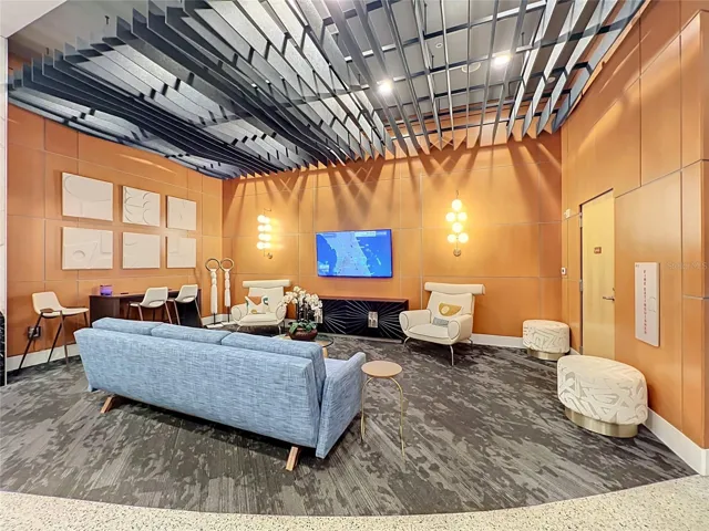 Common area by Concierge Desk for Owners and Guests.