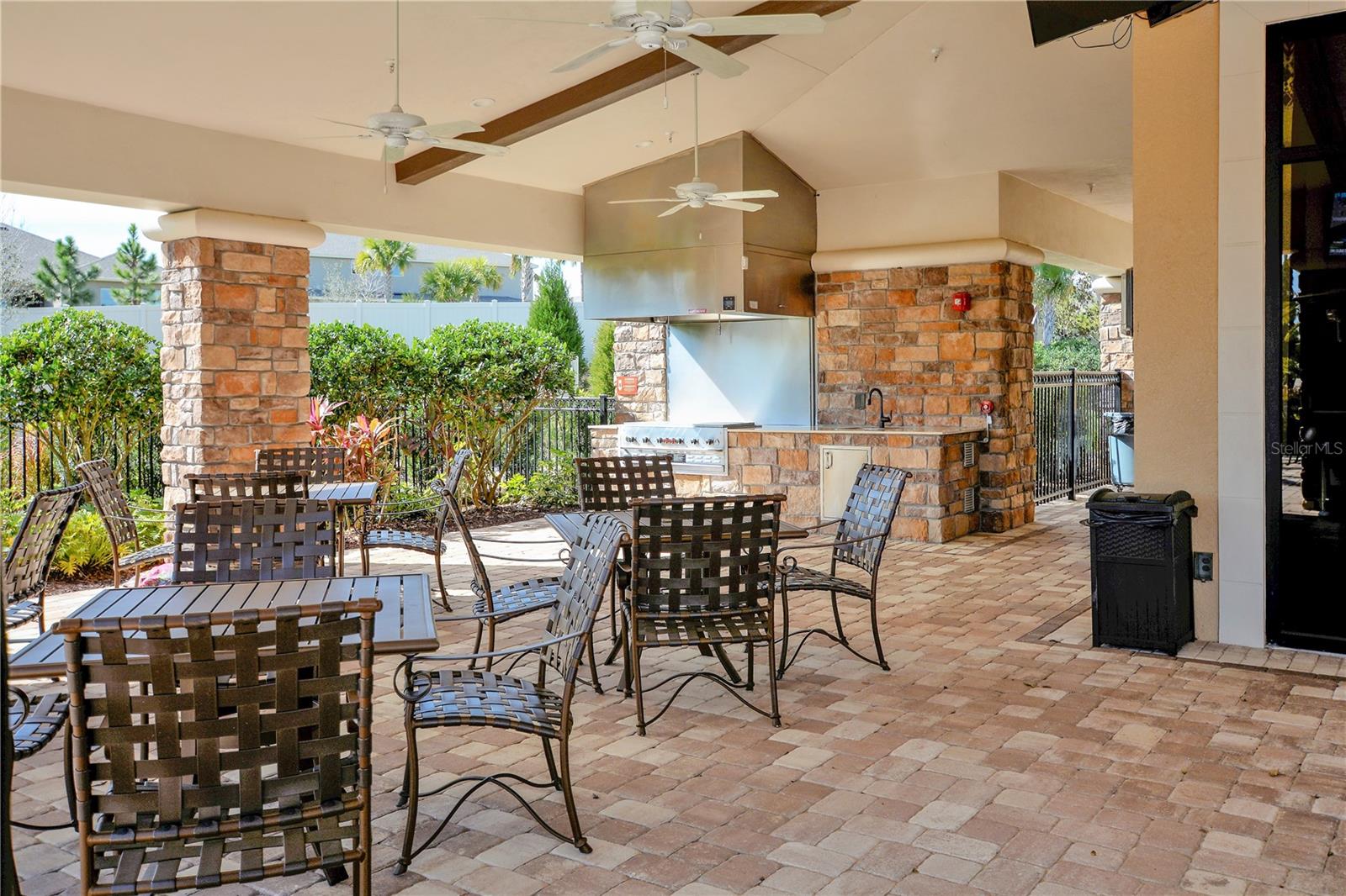 Esplanade Veranda Grill