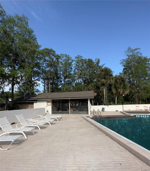 Community Pool2