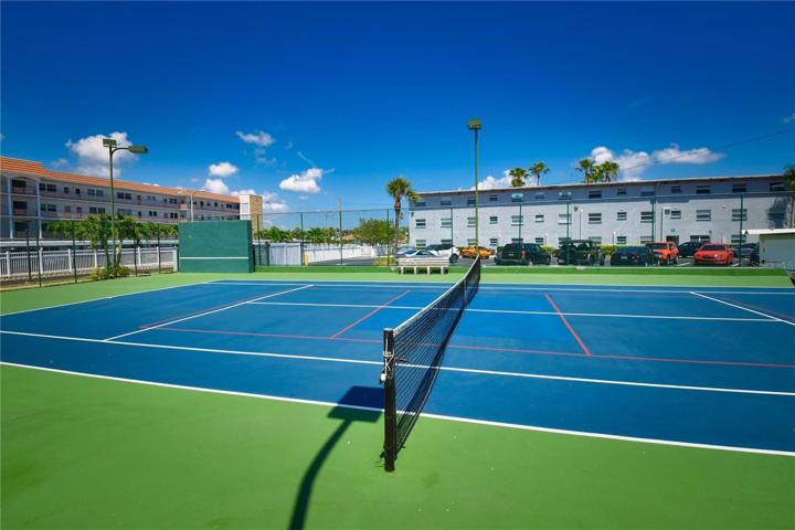 Community tennis courts