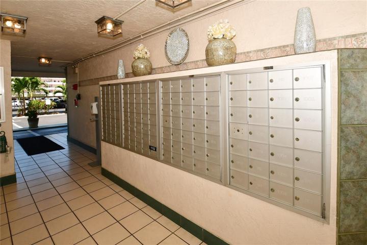 Mailbox center