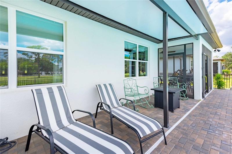 Lani is a great area to grill or watch golfer in Silverado golf course.