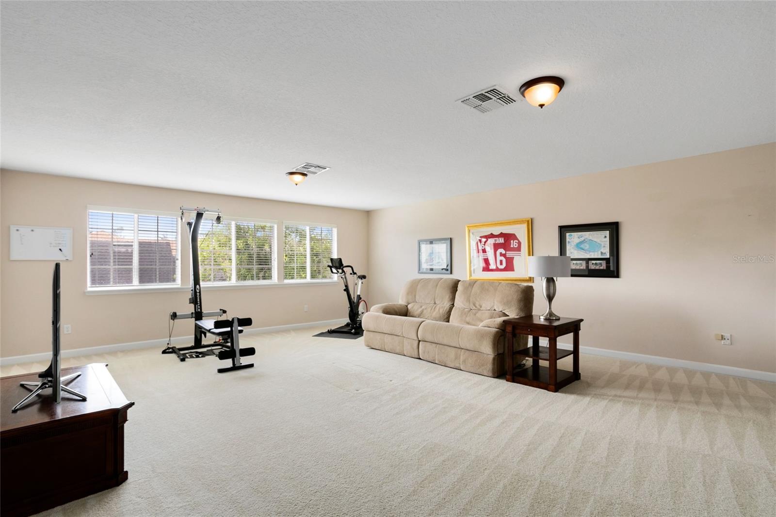 Enormous 4th Bedroom Upstairs that can easily be a 4th Bedroom