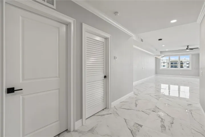 The hall as you walk into unit 502.