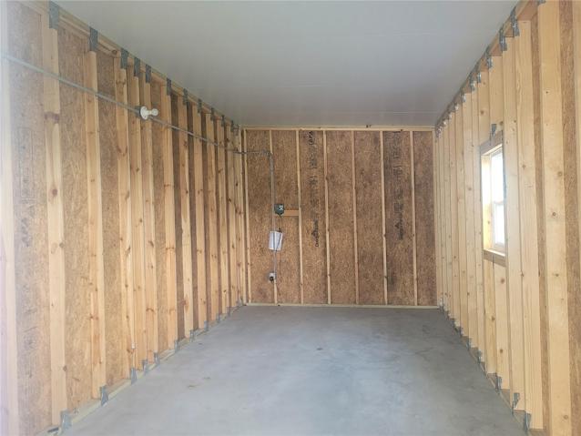 BONUS ROOM MAN CAVE, SHE SHED??? OFFICE SPACE??