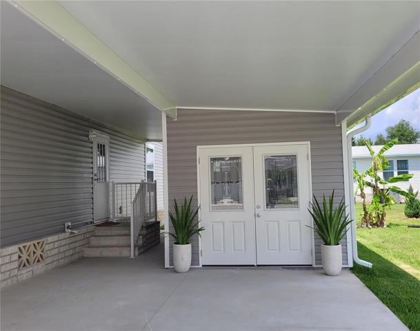 BONUS ROOM IN CARPORT  200 SQ FEET FOR MAN CAVE OR SHE SHED...LET YOUR IMAGINATION GO WILD!!!