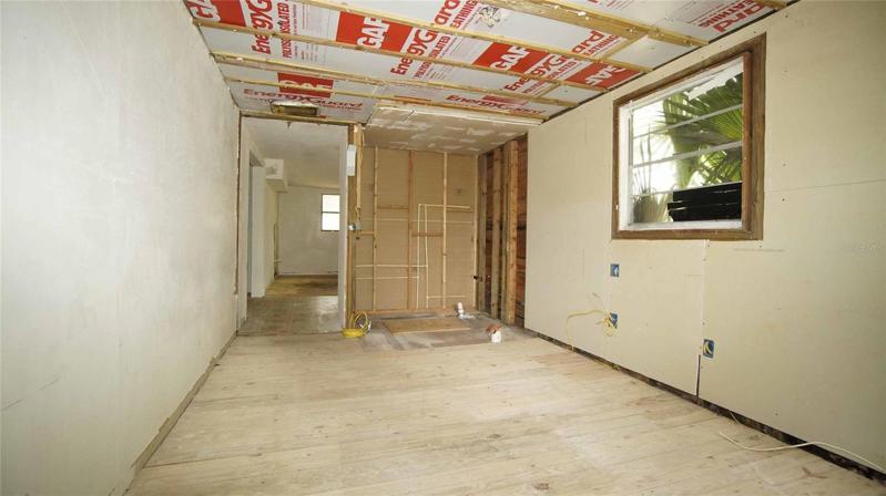 MASTER BEDROOM & BATH