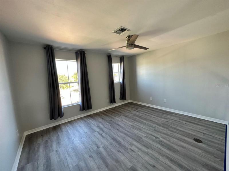 Upstairs loft/living room
