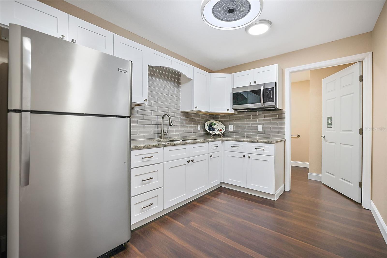 Summit Place Clubhouse Kitchen