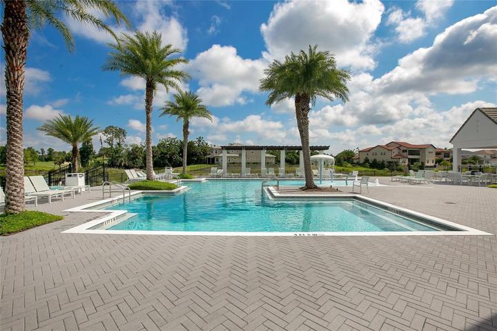 LS Clubhouse Pool