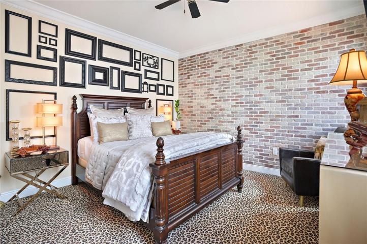 Guest bedroom