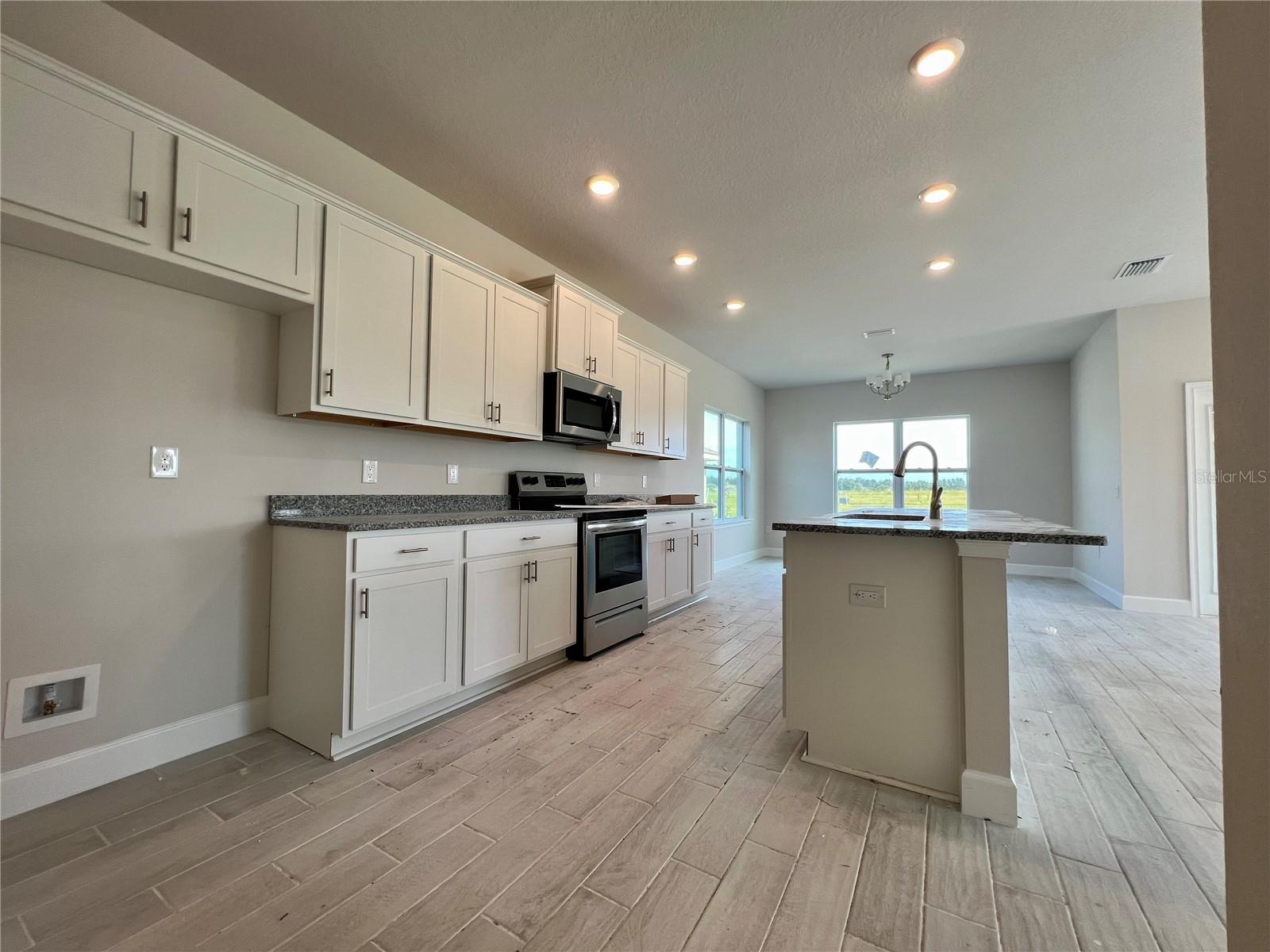 kitchen &amp; dining
