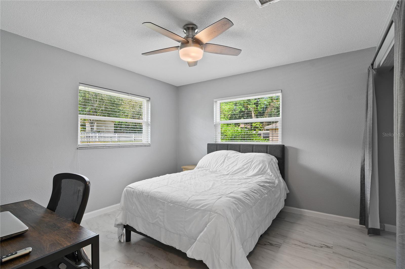 2nd bedroom