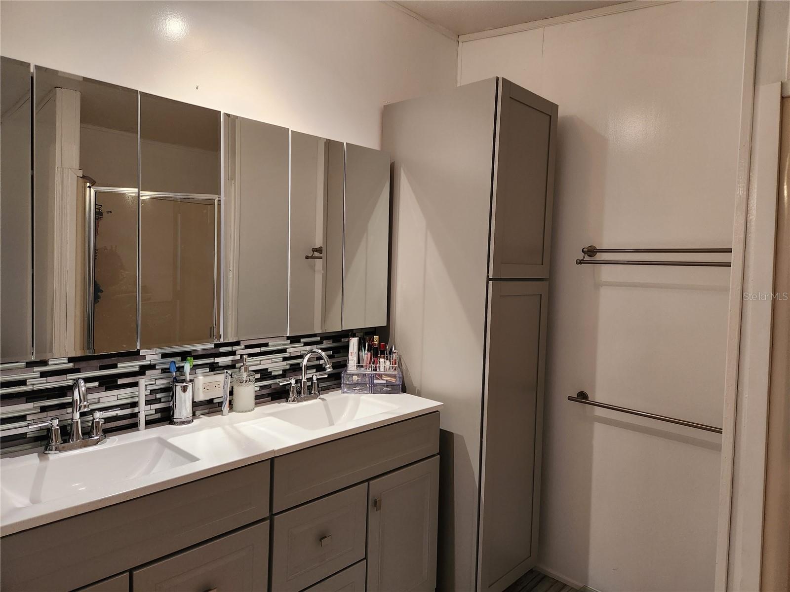 Dual Sinks Master Bath