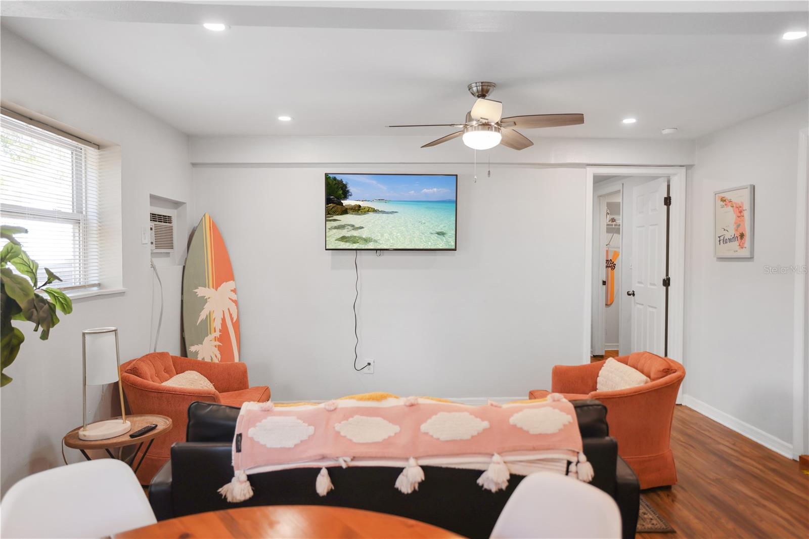 Unit 2 Living / Dining Area