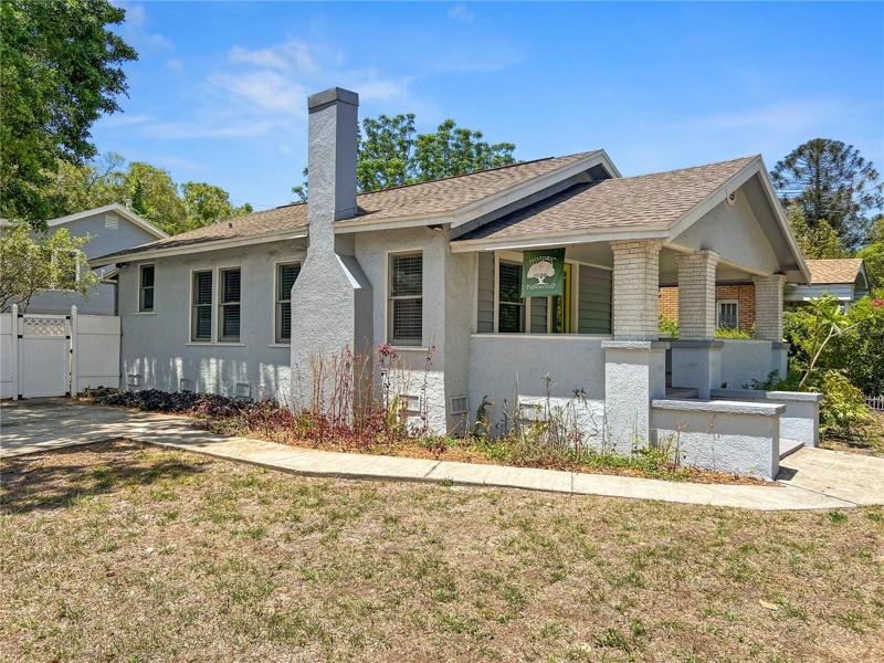 2500 2nd Ave n - St Petersburg Florida Home 1 of Triplex