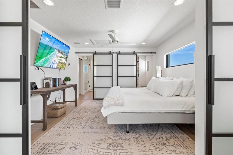 Primary suite