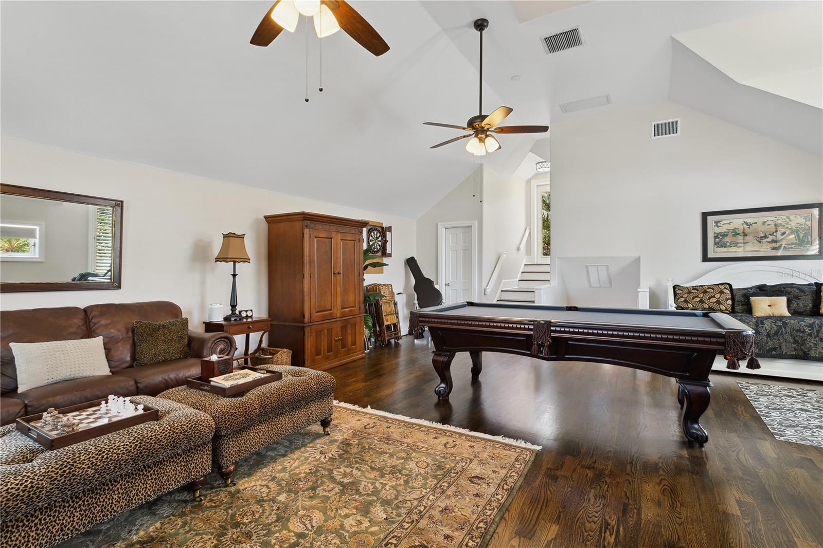 Bonus/Game room
