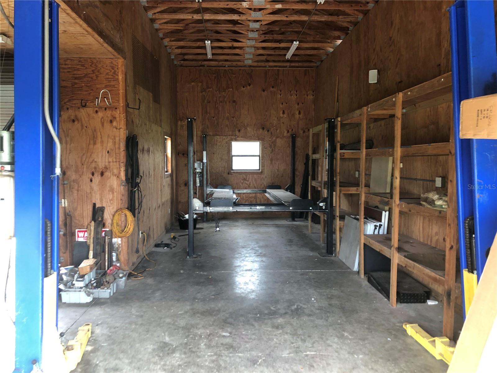 RV Garage