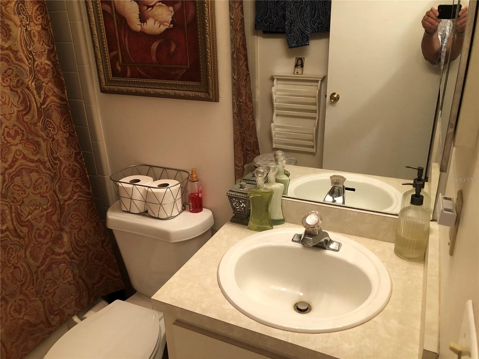 Guest Bath 1