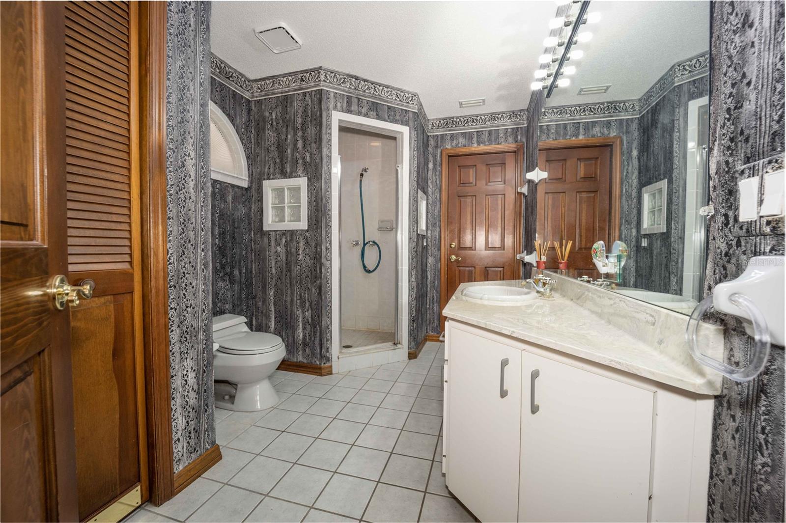 Guest bathroom