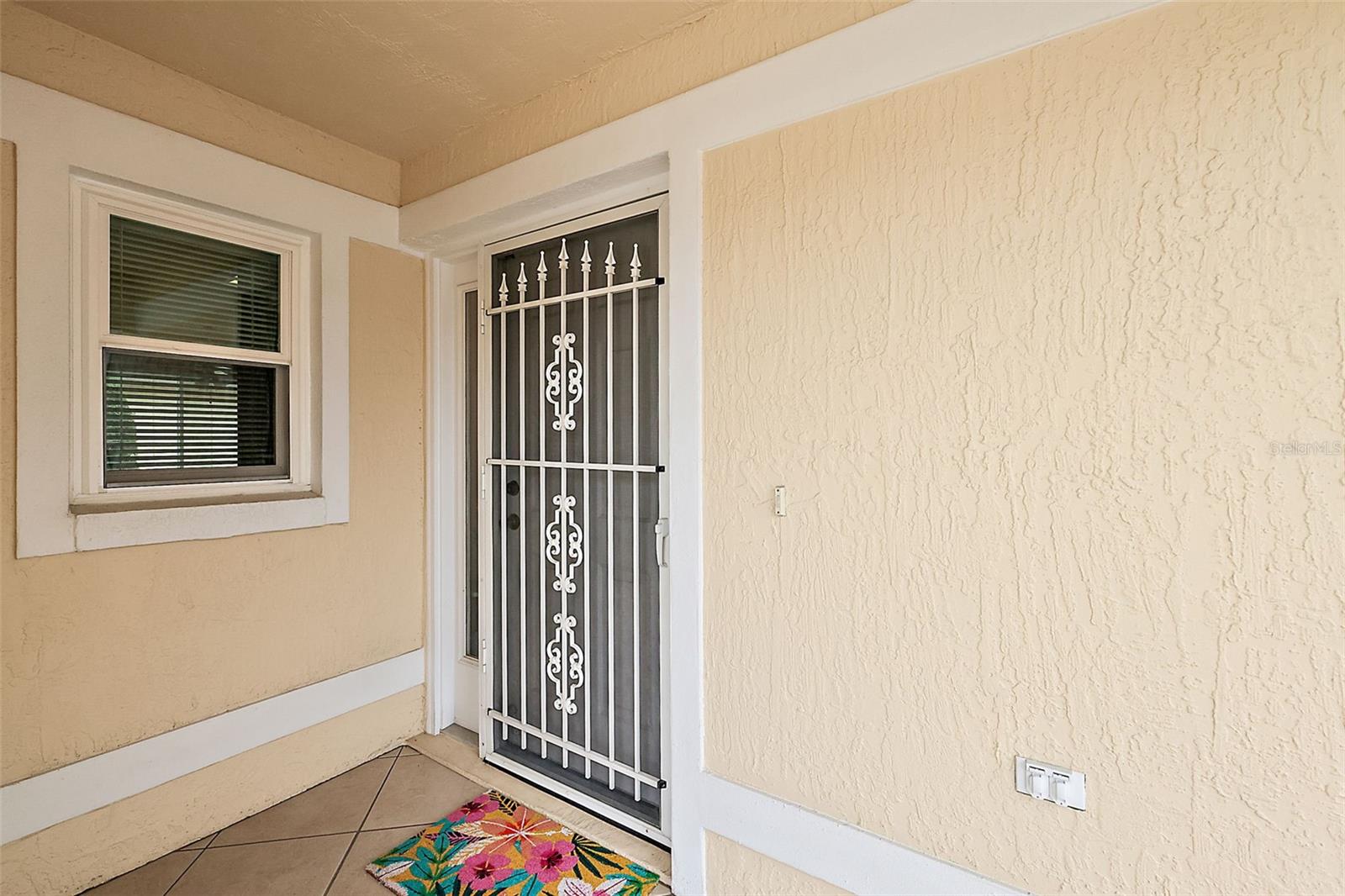 Covered front entrance