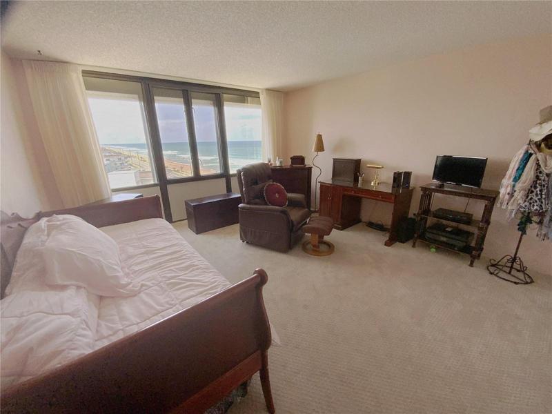 Bedroom #2. Another spectacular view!  Peaceful and serine.