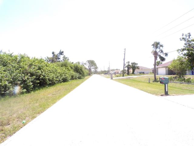 Foresman Boulevard looking south with homes across the street
