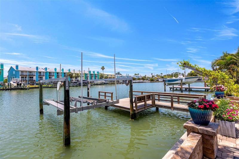 Dock