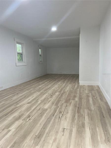 garage apt