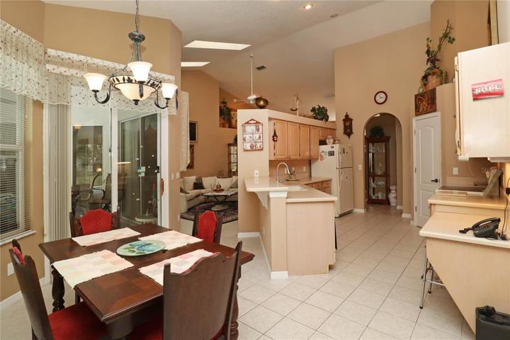 wow, kitchen opens to breakfast and to back patio