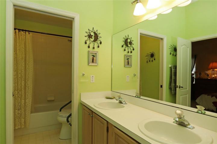second full bathoom