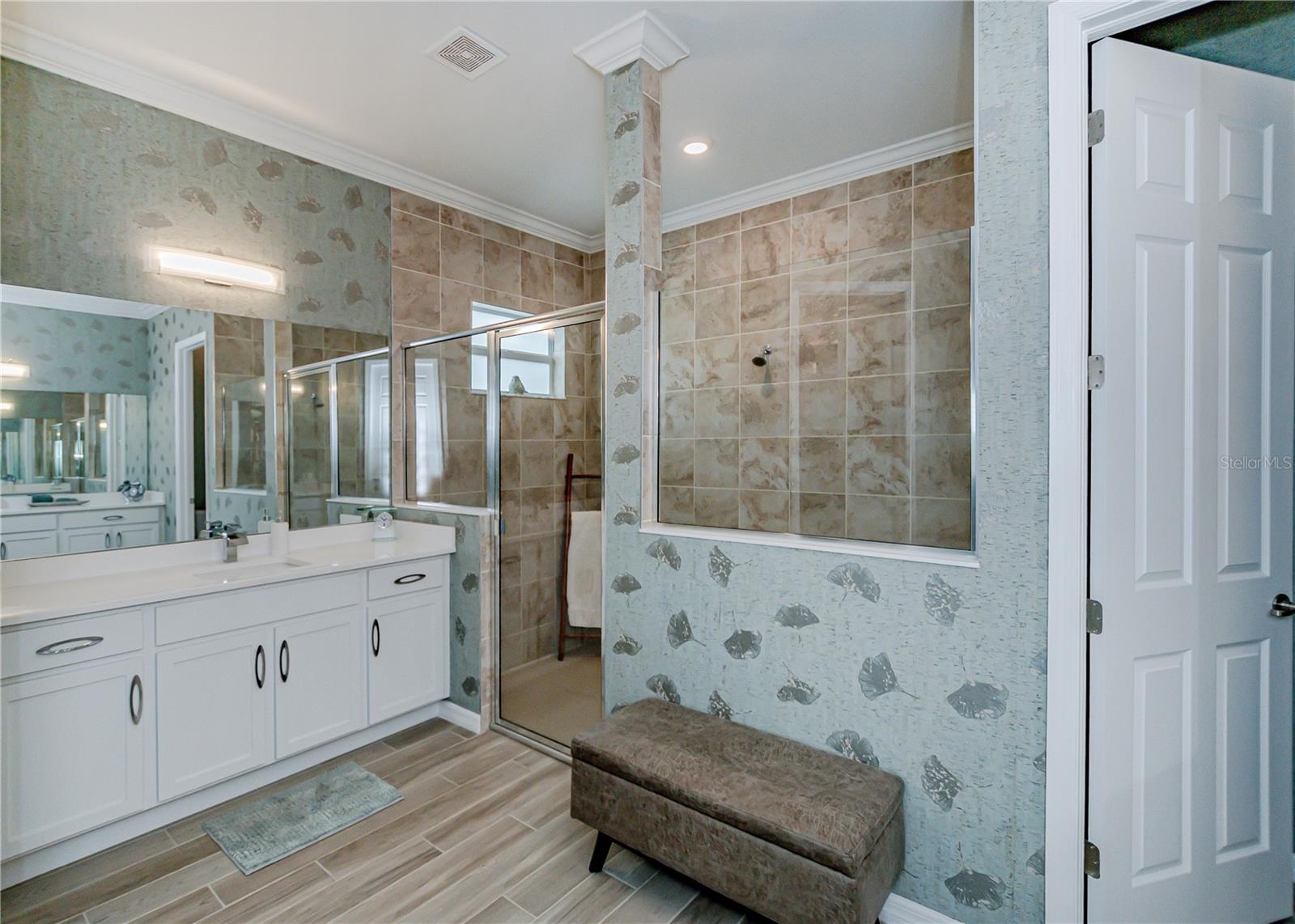 tile to the top in king sized shower, master bath