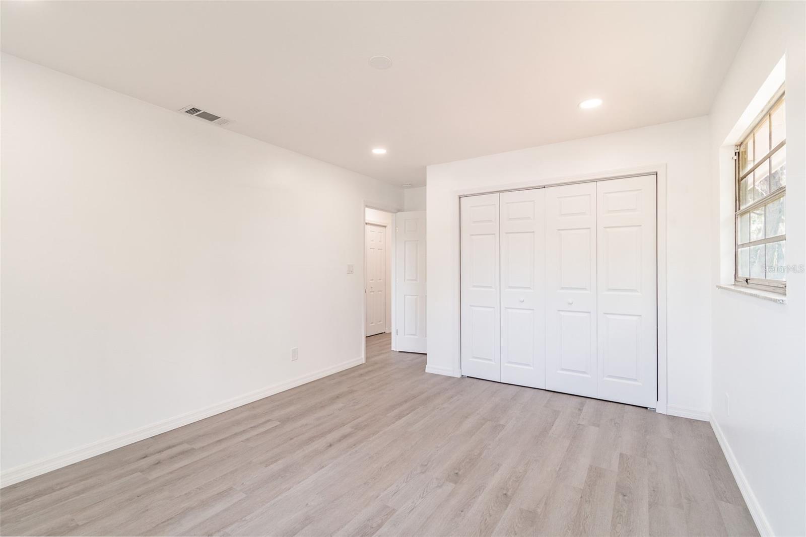 VIRTUAL STAGING