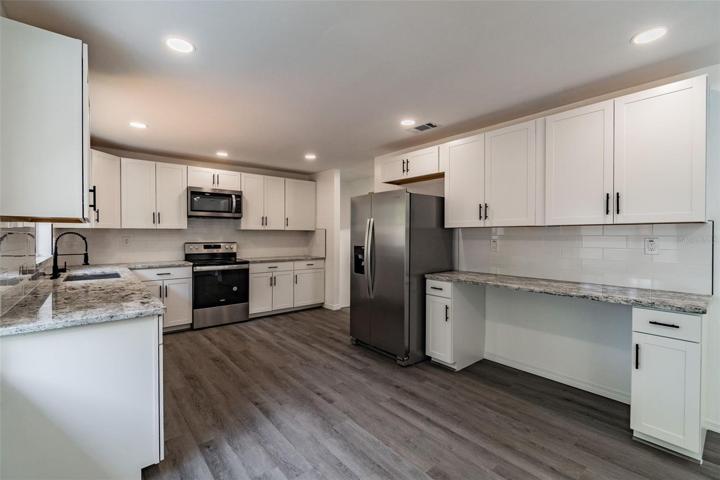 VIRTUAL STAGING