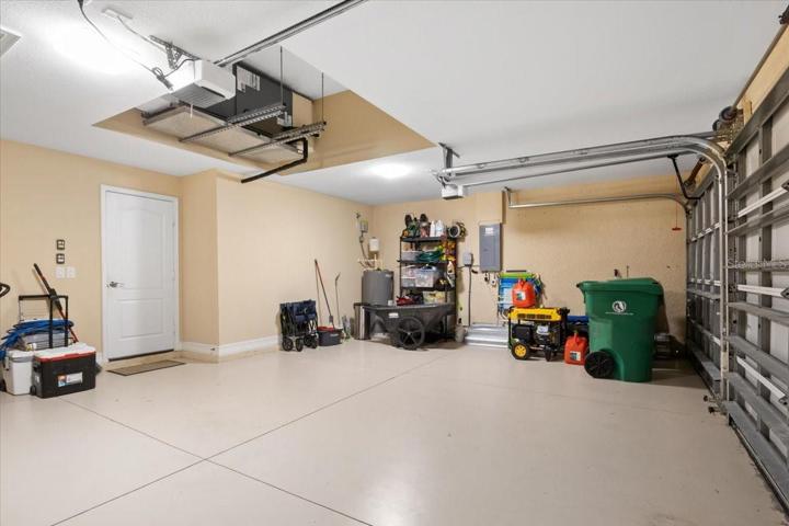 3 car garage