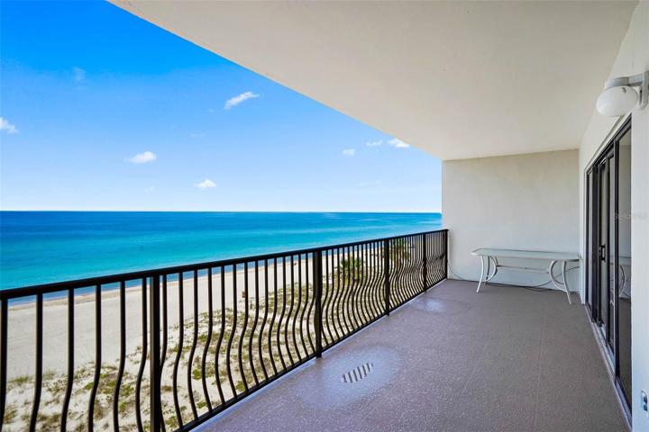 Expansive 25 X 8 feet top floor balcony
