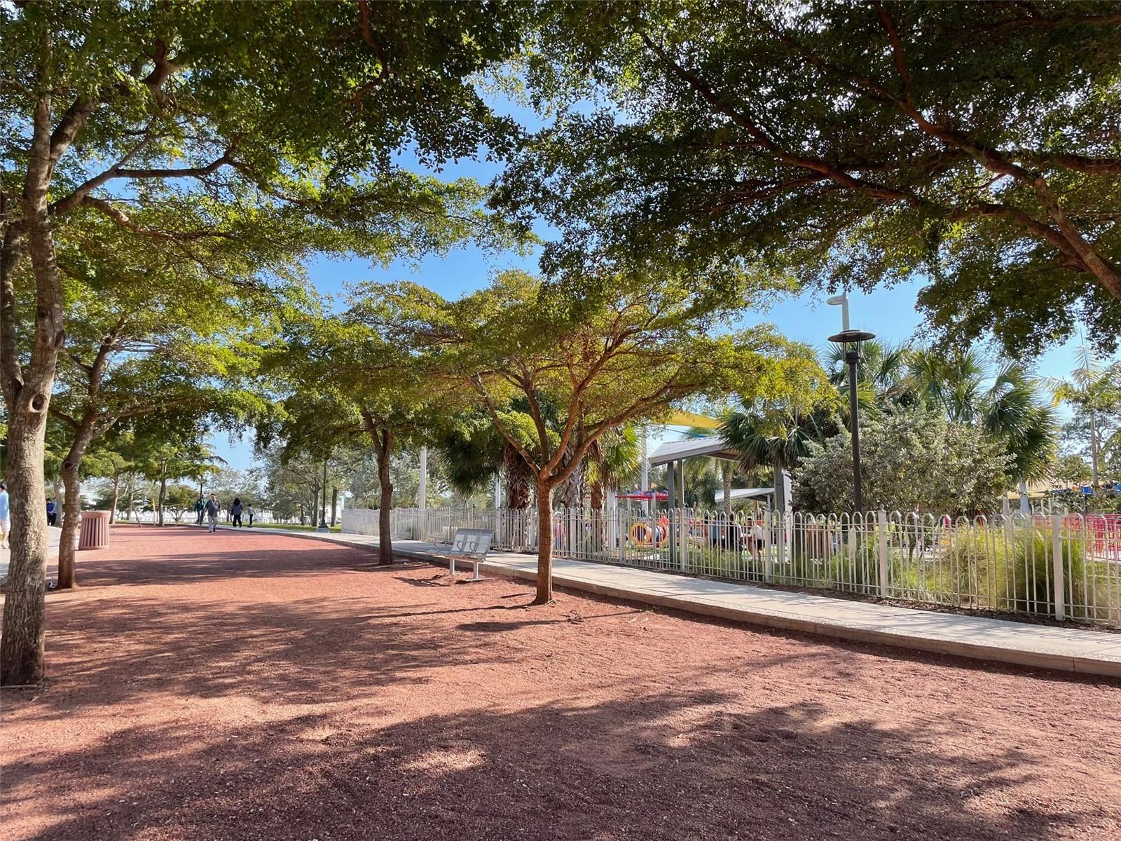 WALKING TRAILS AT PAYNE PARK