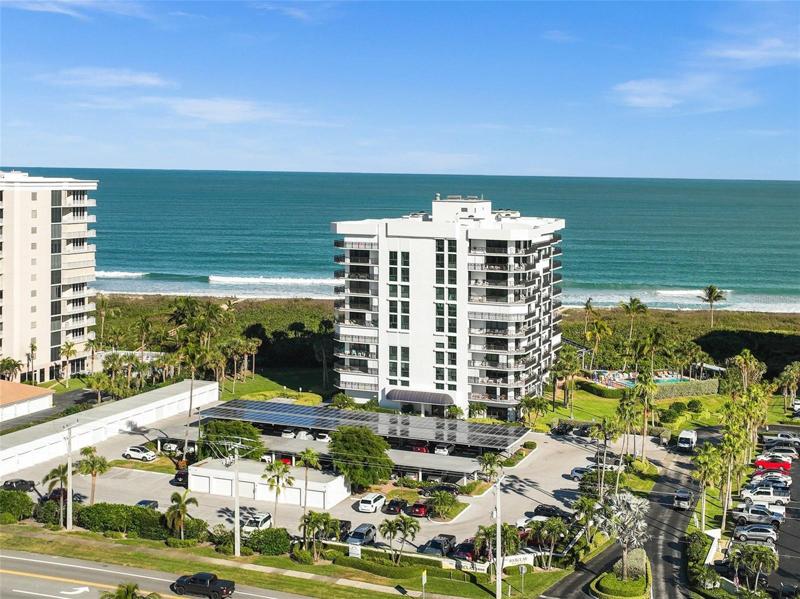 Barclay Beach Club