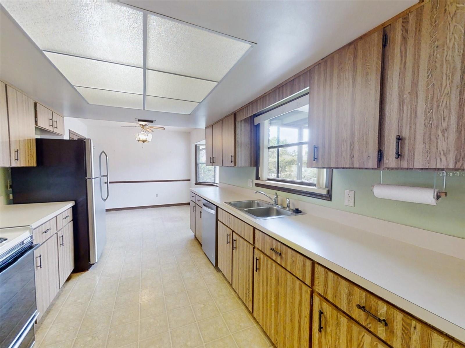 Another view of kitchen