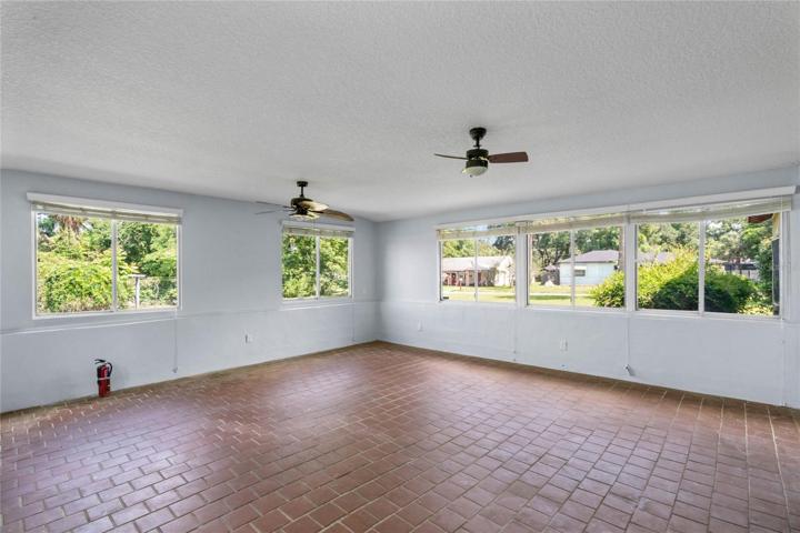 Main House Bonus Room