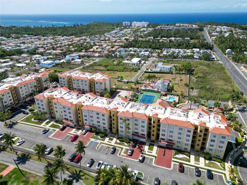 Close Proximity to Cerro Gordo Beach