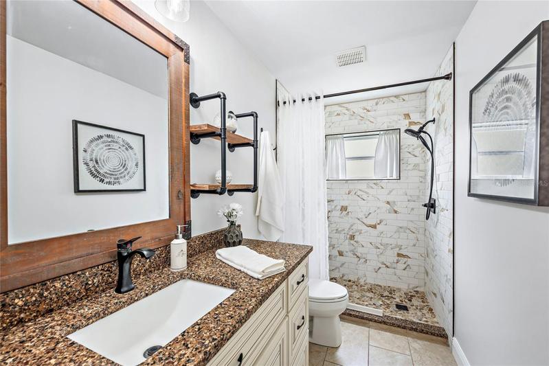 2nd bathroom
