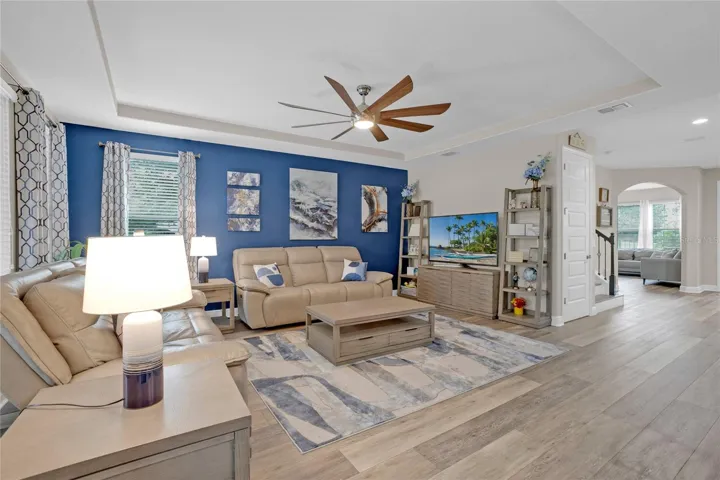 Living room 16328WVL