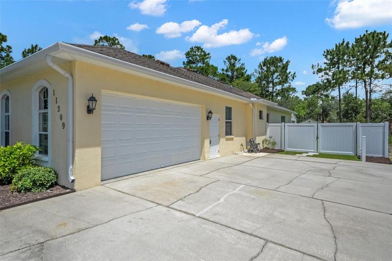 Side Entry Garage