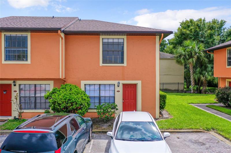 Welcome Home.  Corner lot!!