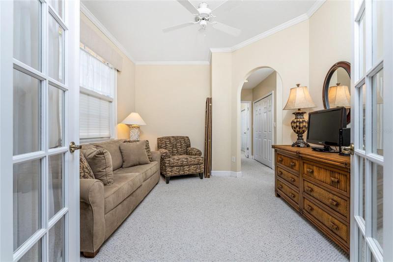 Den/Bedroom 3
