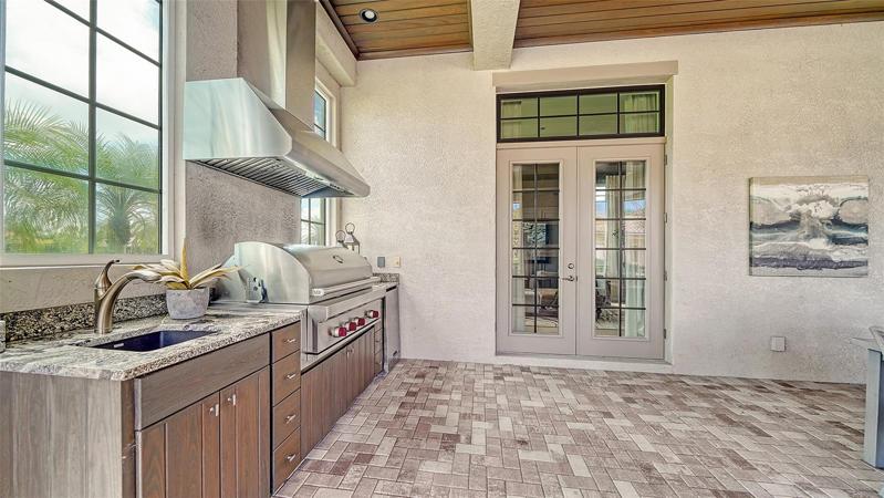 outdoor kitchen