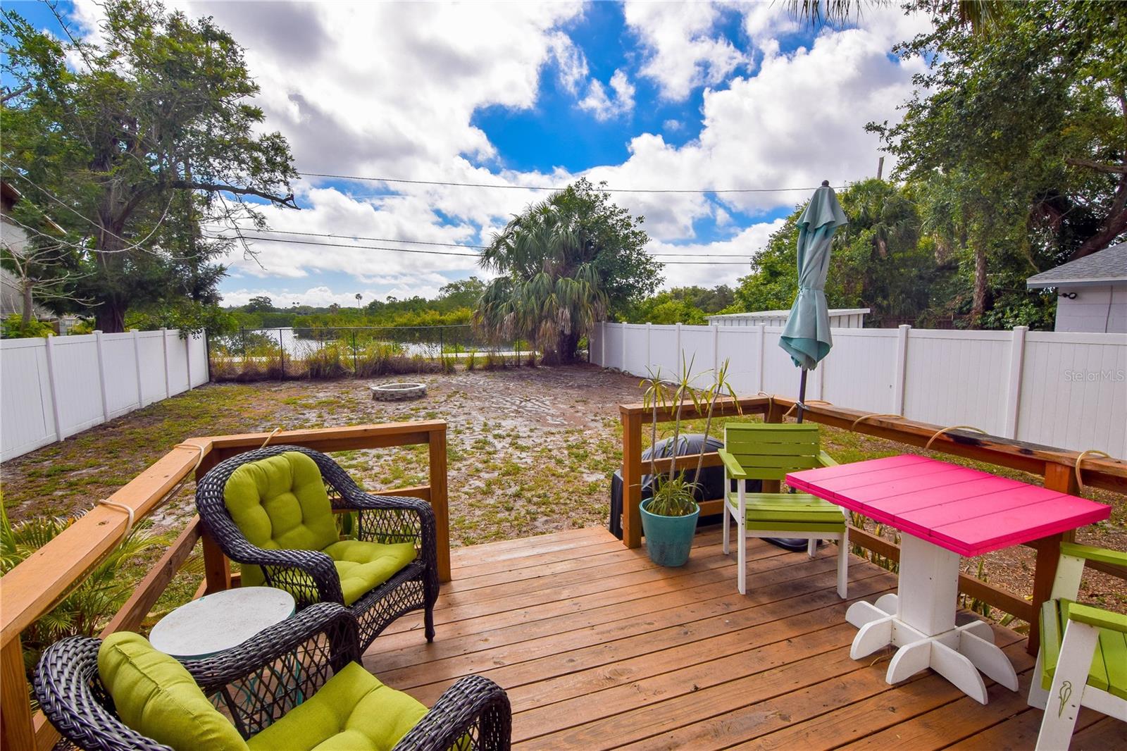Deck