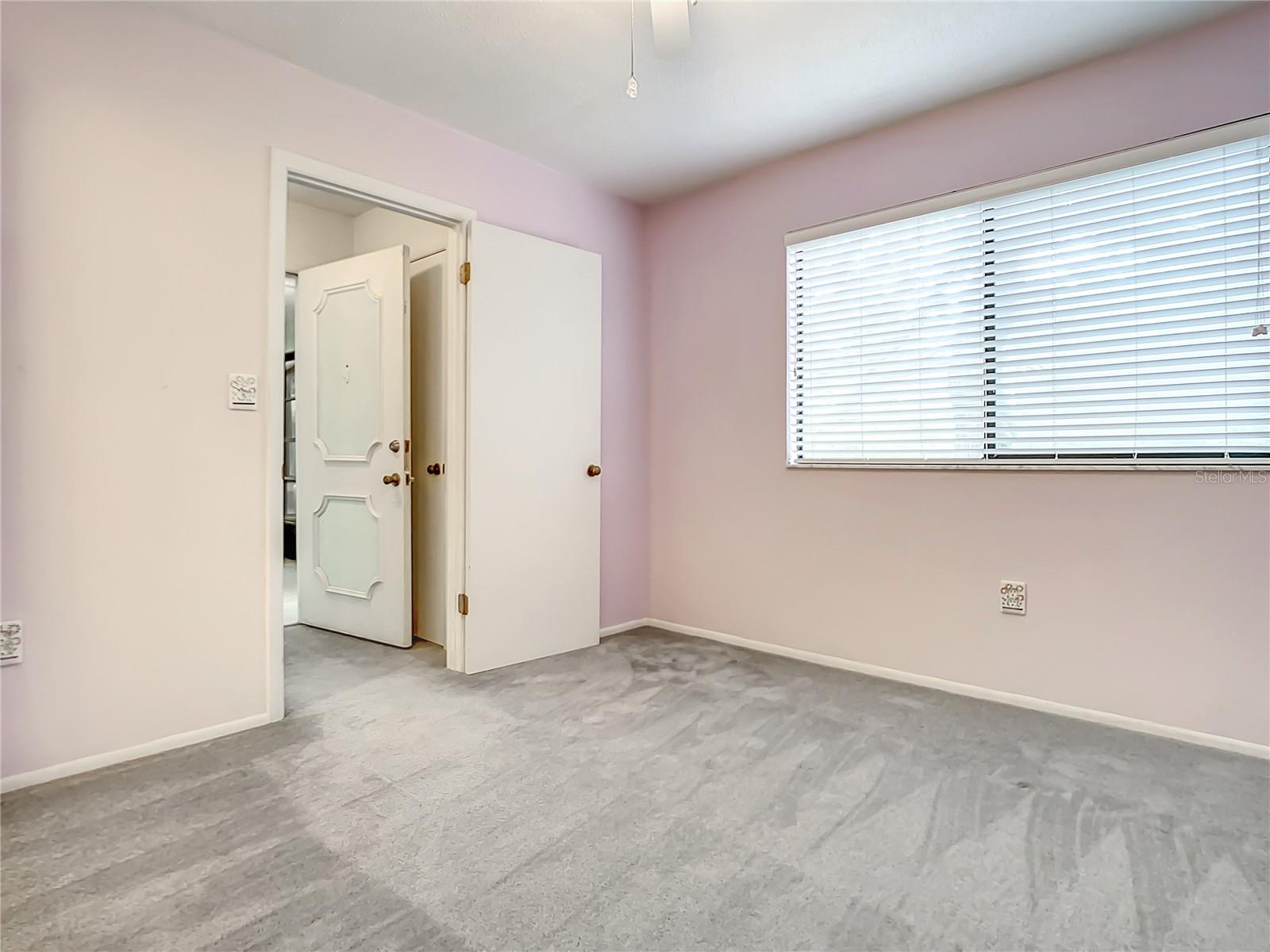 BR #1 Walk-in